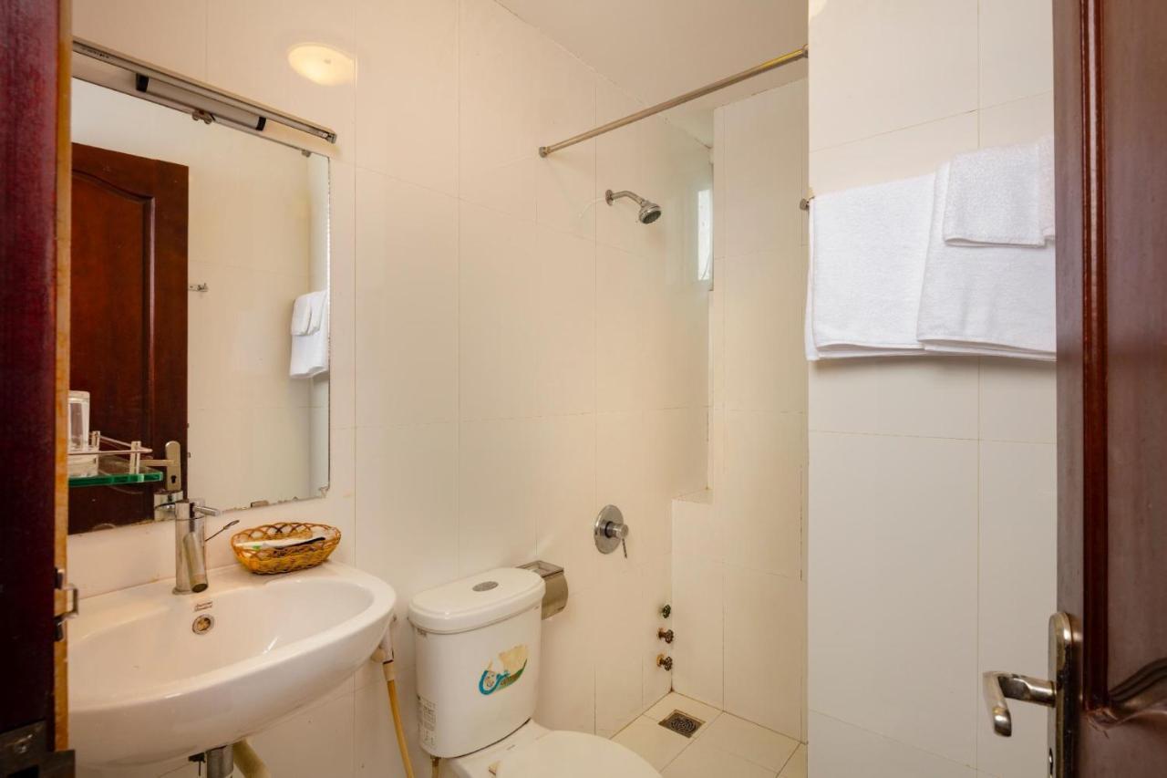Carina Hotel Nha Trang Bagian luar foto