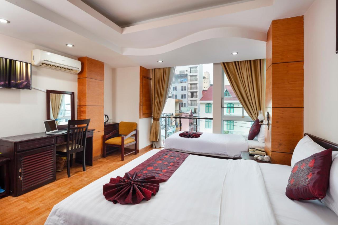 Carina Hotel Nha Trang Bagian luar foto